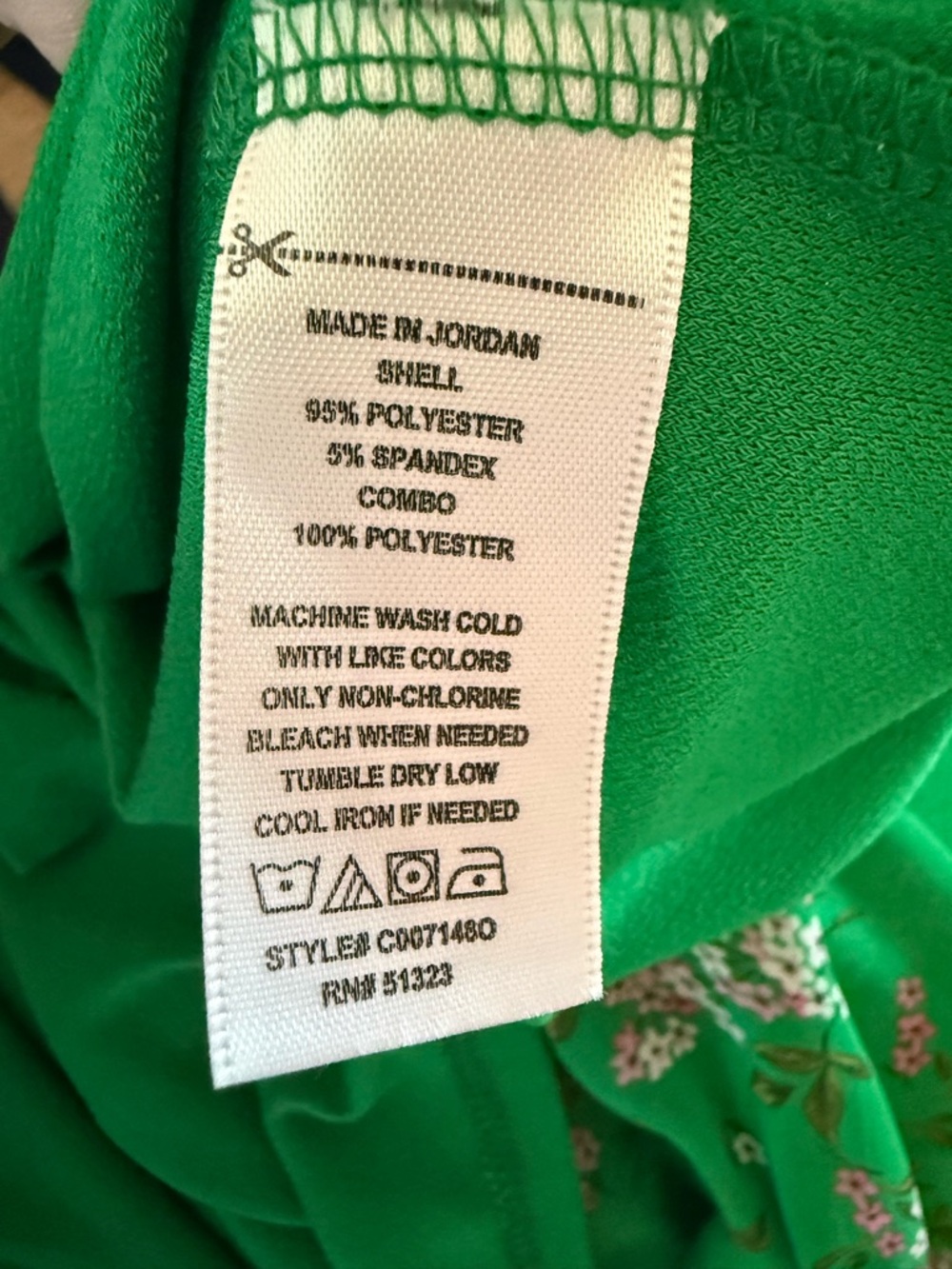 CeCe Vivid Green Crewneck Top - Picture 7 of 7